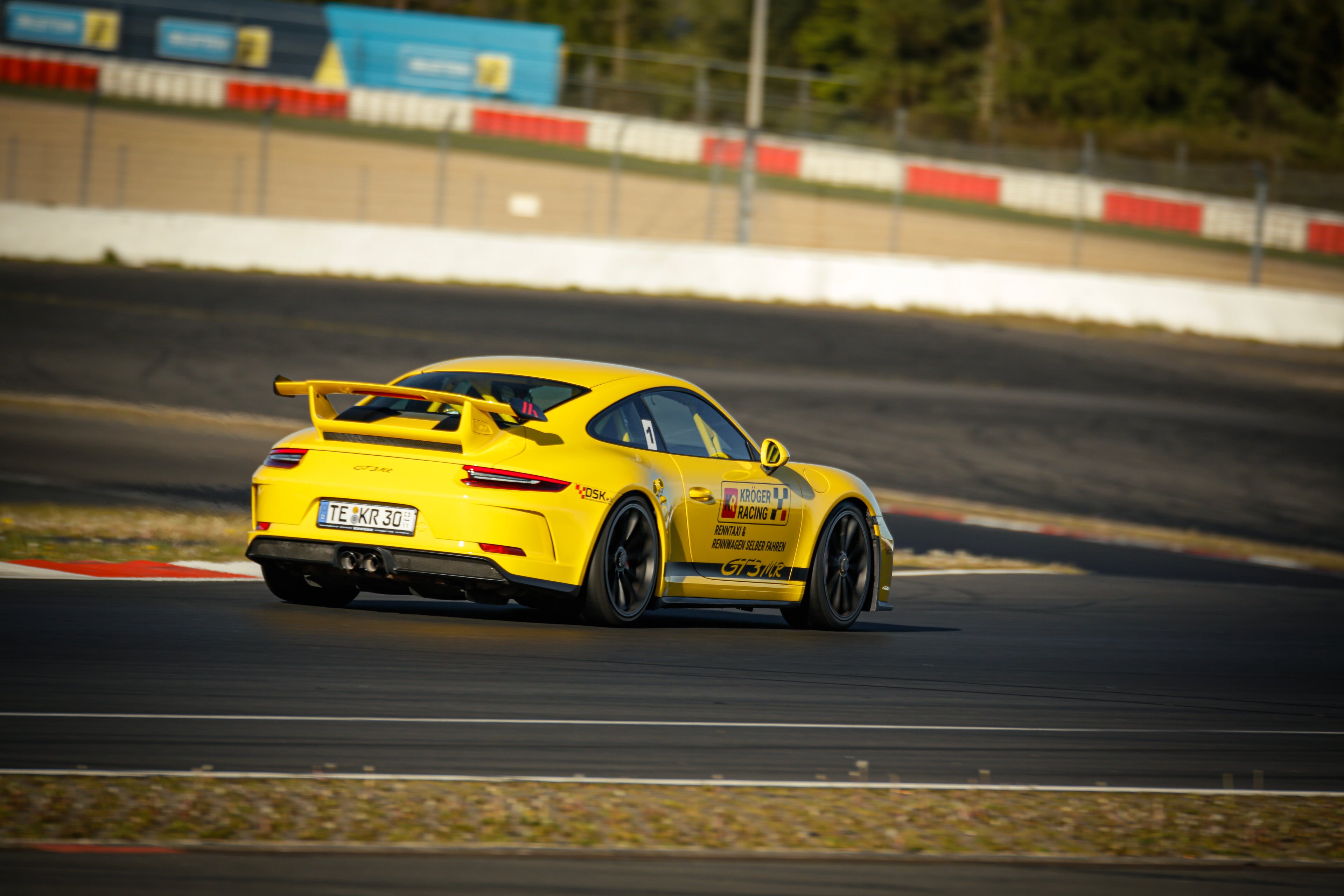 Porsche GT3MR selber fahren (verschiedene Rennstrecken)
